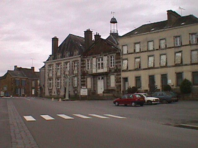 photo-placedelhoteldeville-gd.jpg